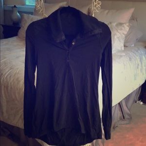 Lululemon black top